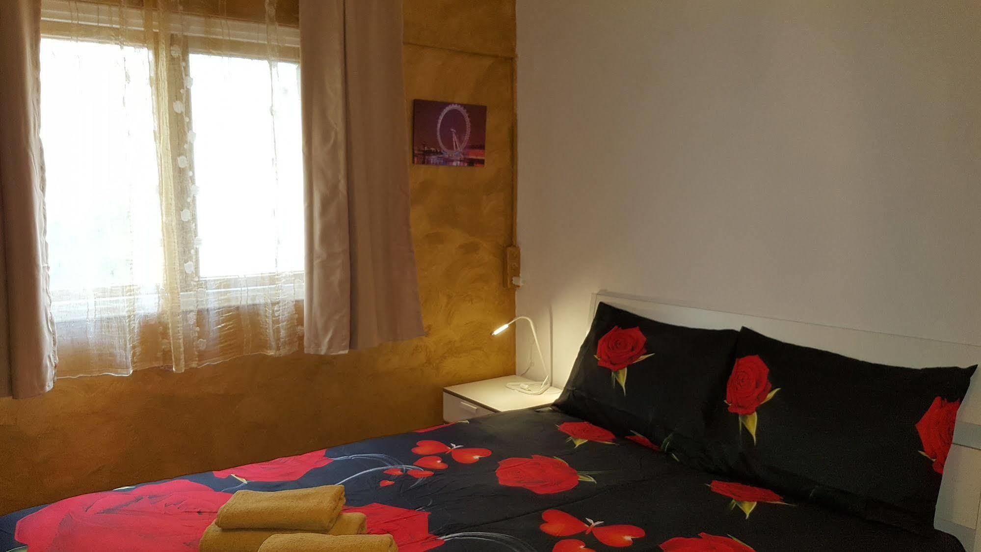 Netanya Motel Pierre Exterior photo